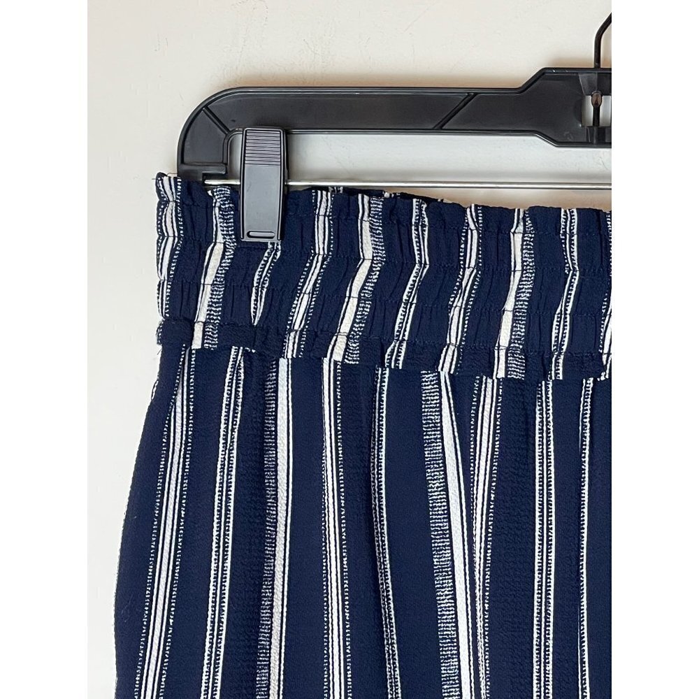 Waverly Grey Violet Shorts Women Large Blue White Striped Elastic Waist NWT - Picture 7 of 10